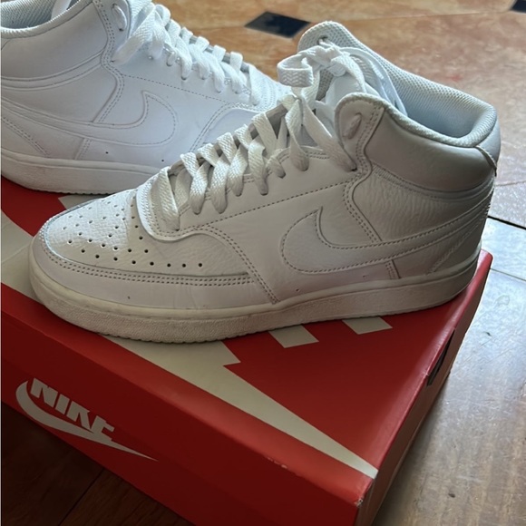 Nike Women’s Court Vision Mid - Picture 2 of 6